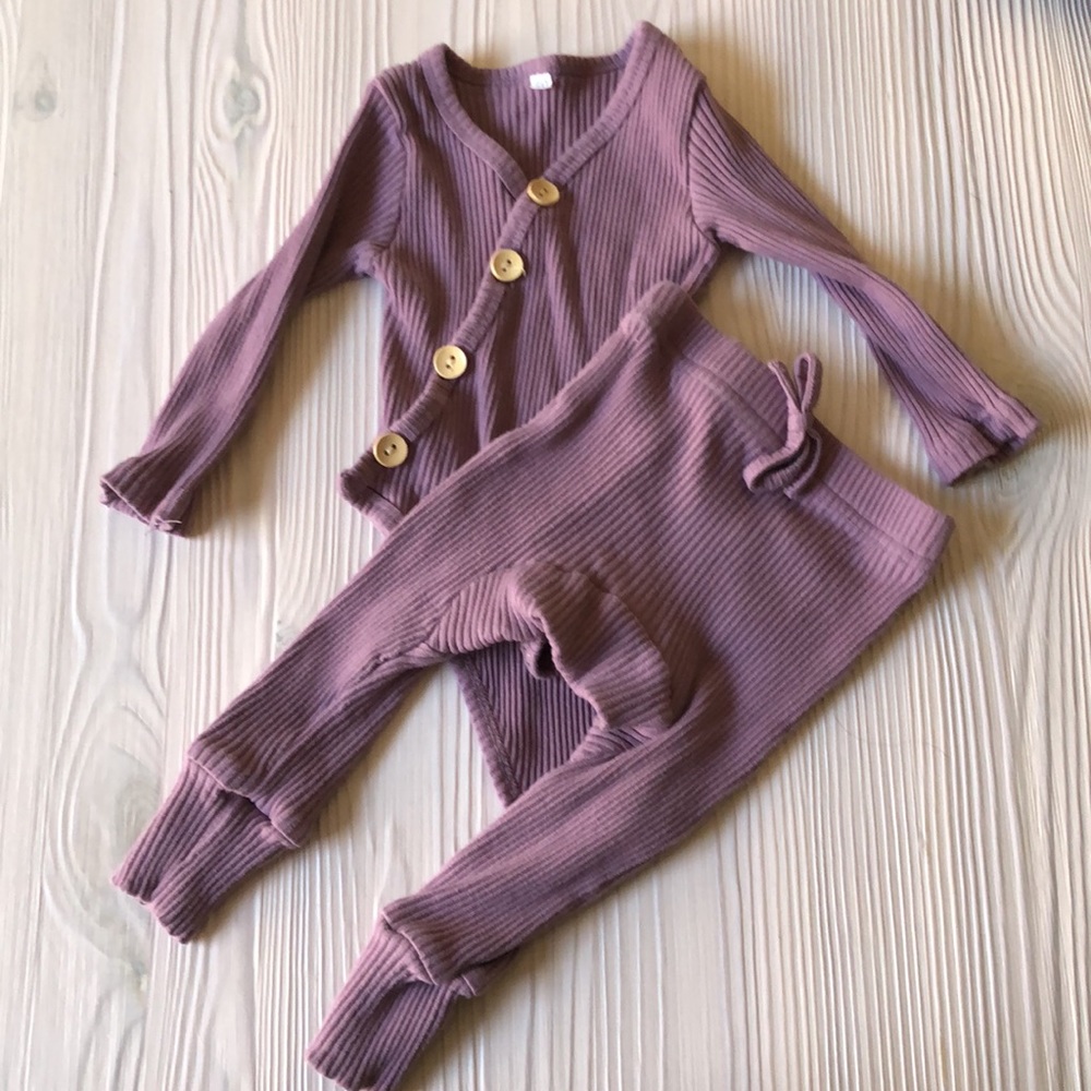 Matching set - Picture 2 of 4